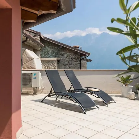 Il Campanile Tignale